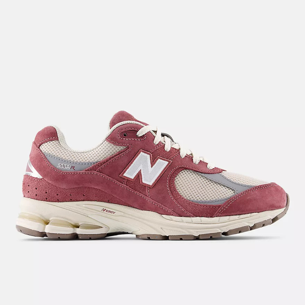 New Balance 2002R Sneakers