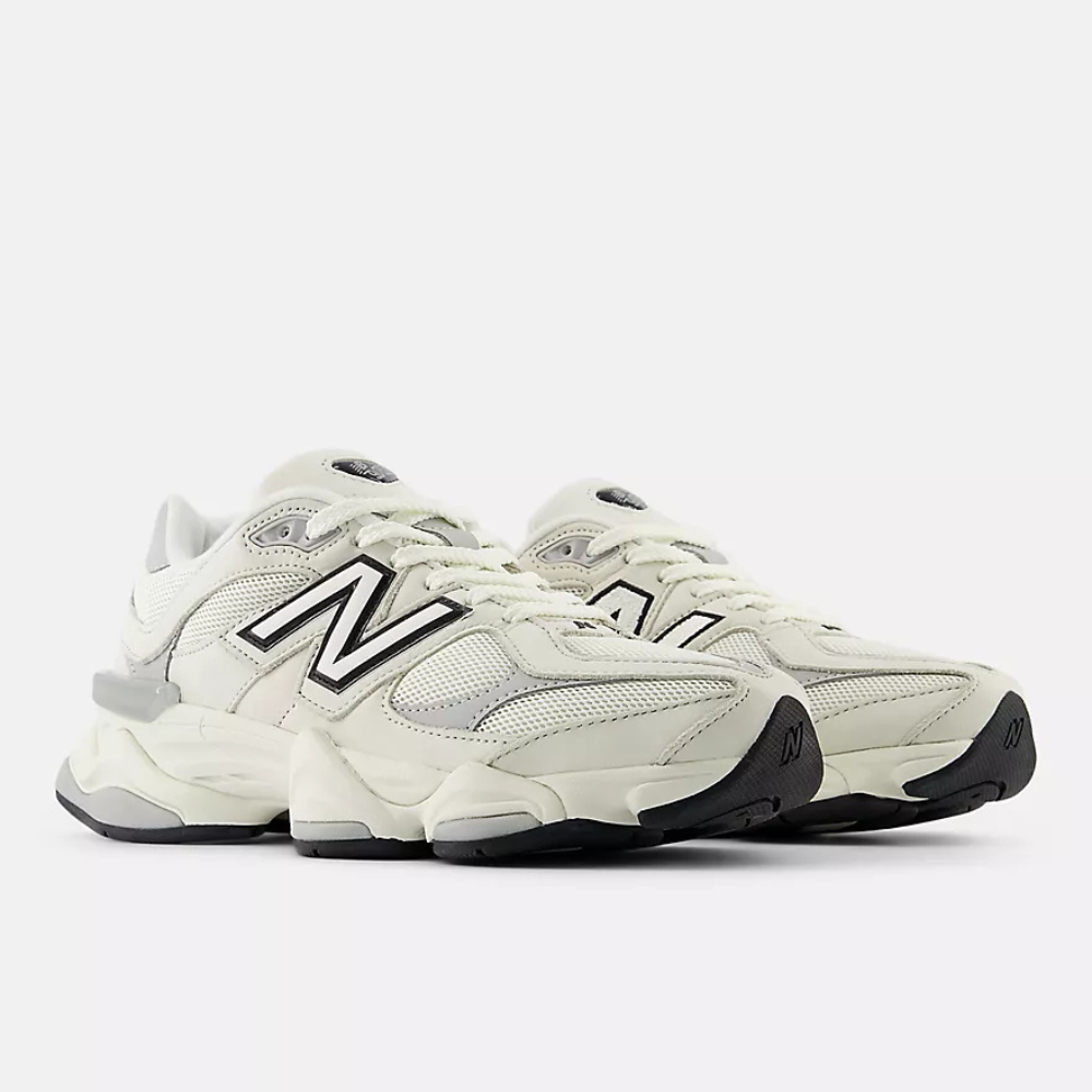 New Balance 9060 Sneakers