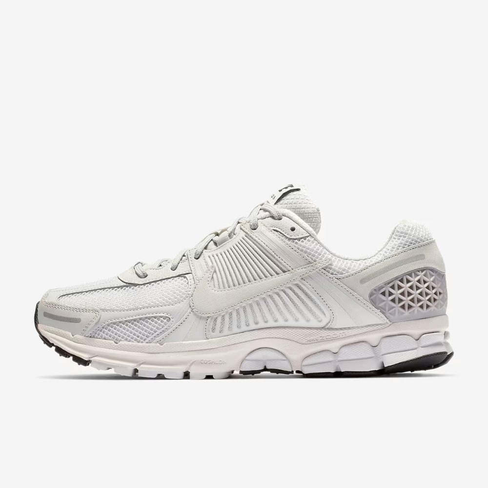 Nike Zoom Vomero 5 Sneakers